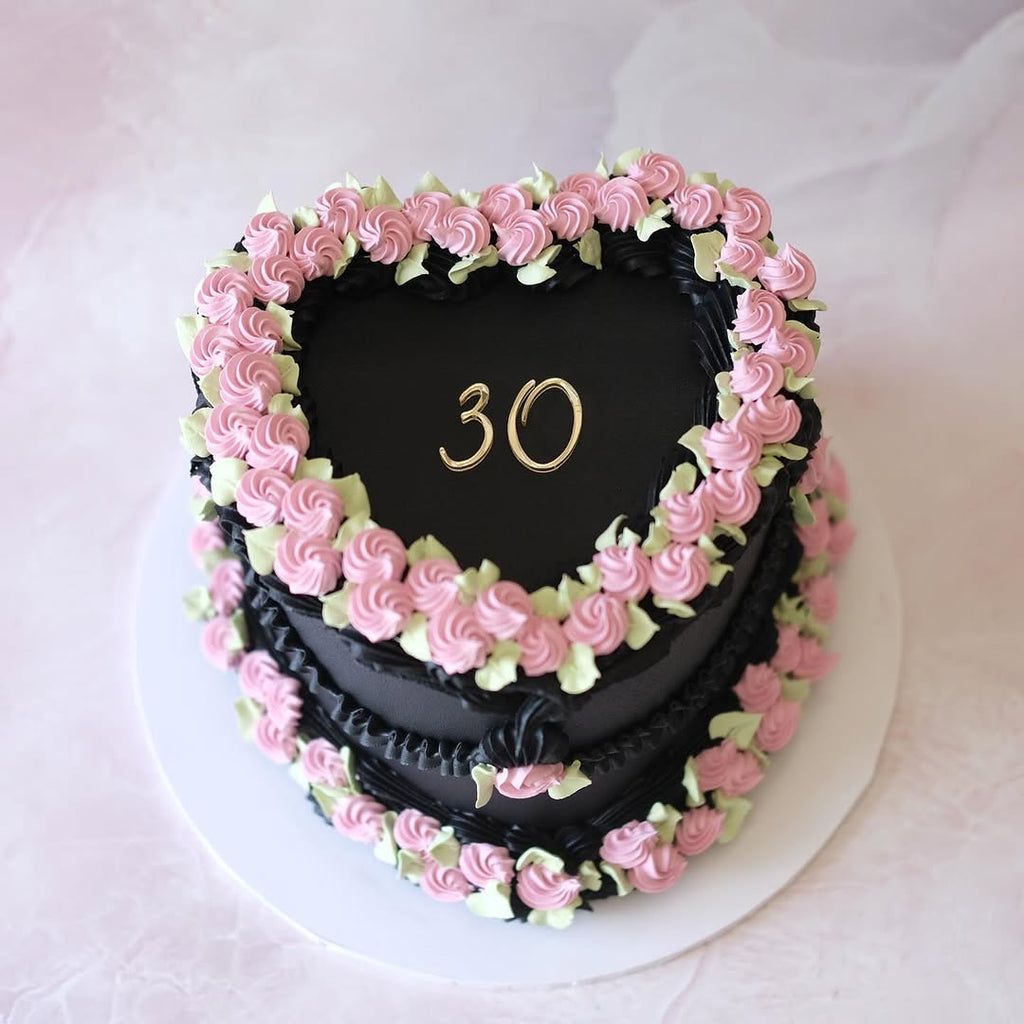 Vintage Heart Cake | Rosettes