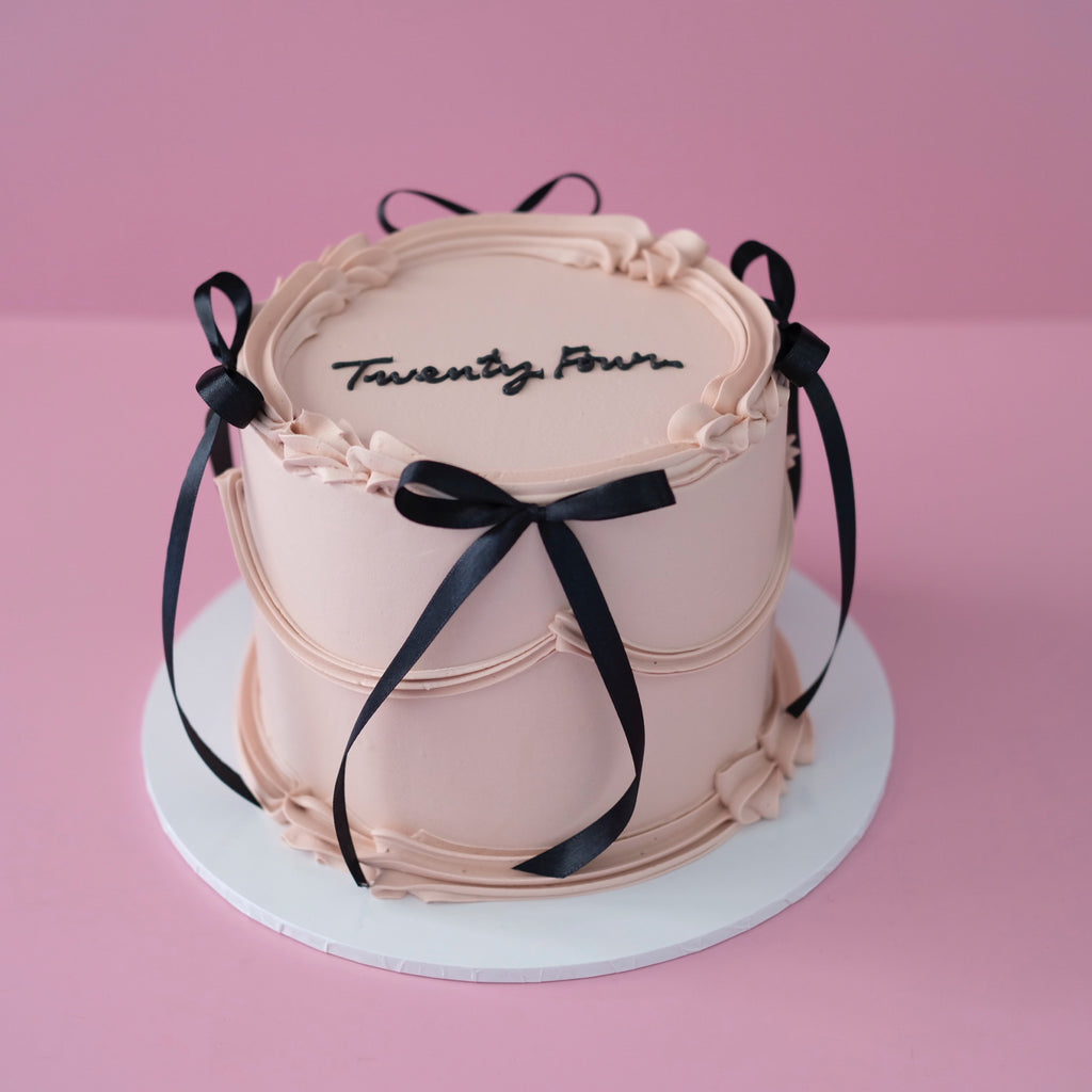 Coquette Bow Round Vintage Cake