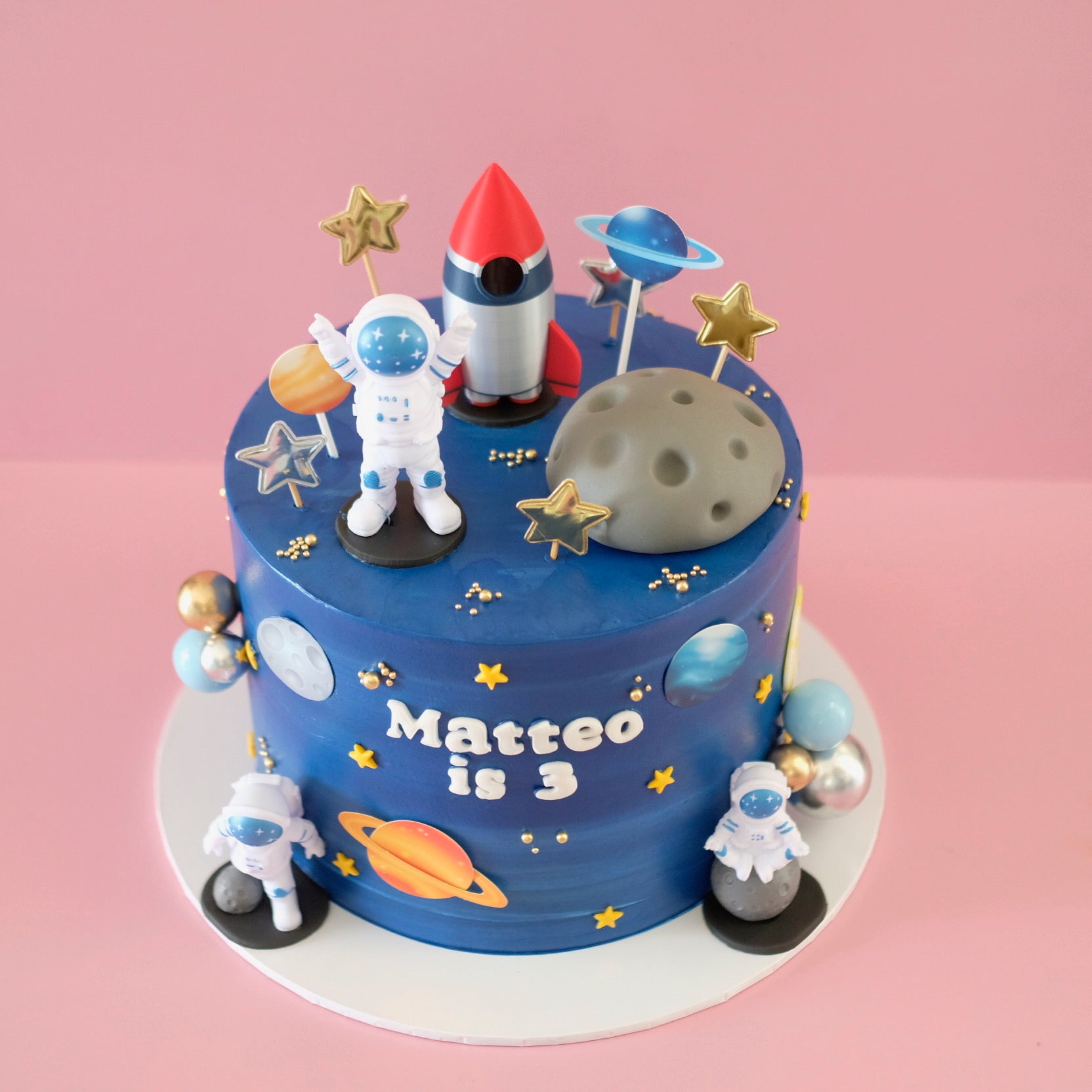 Astronaut Out of this World | Themed Novelty Cake