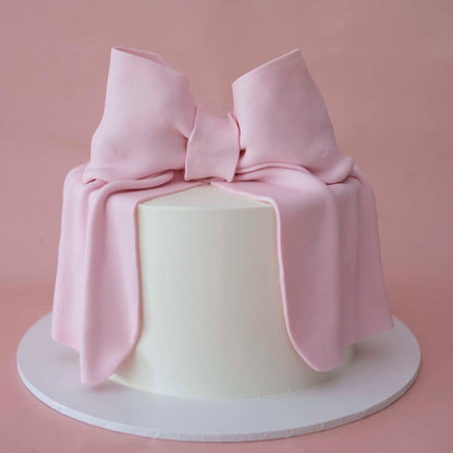 Statement Big Bow Cake | TIMELESS