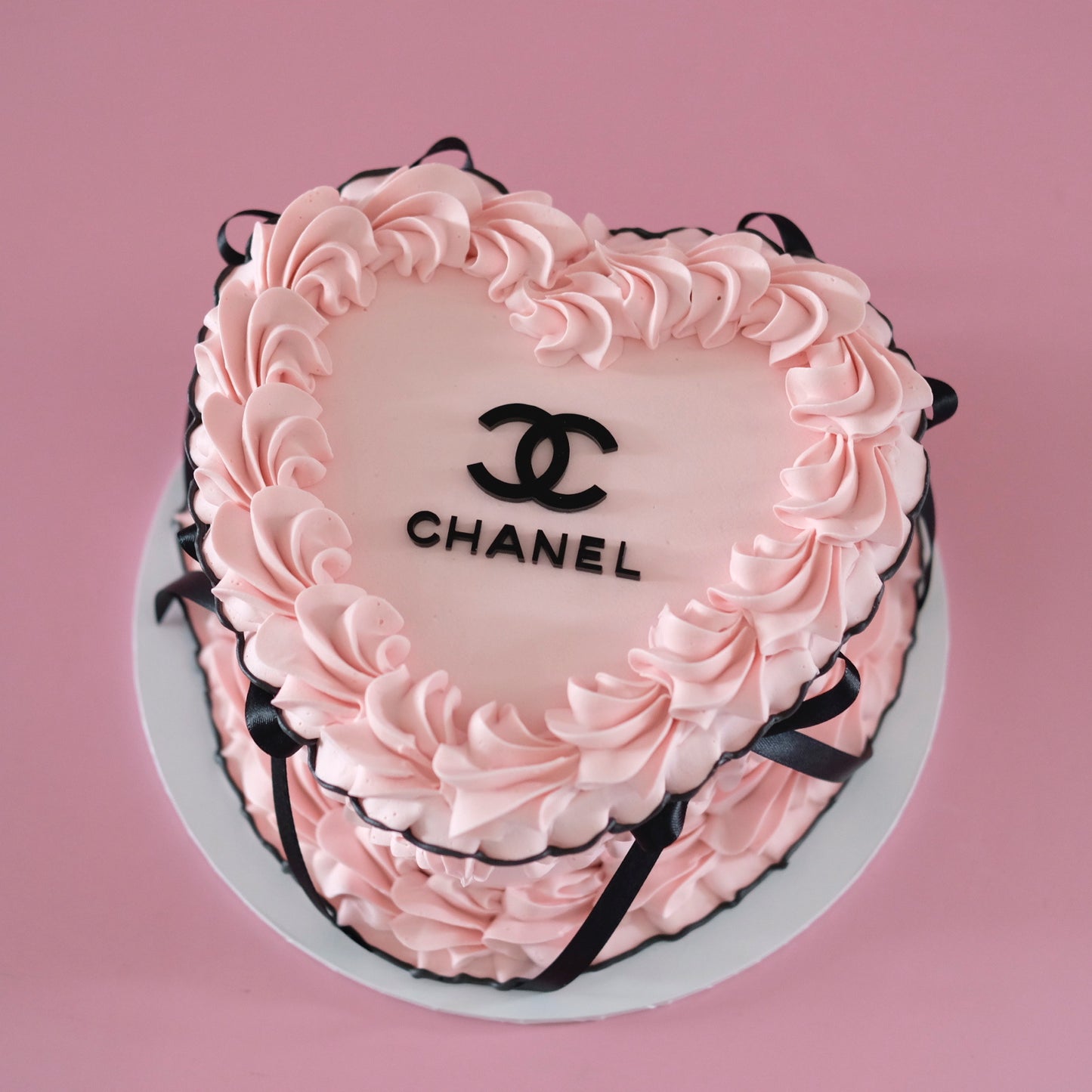 Vintage Heart Cake | Luxury Brand Logo