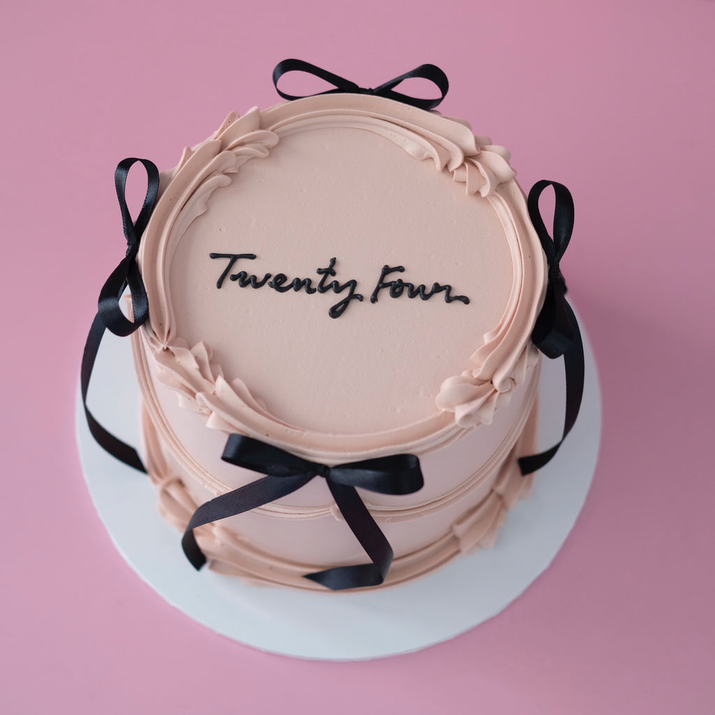 Coquette Bow Round Vintage Cake