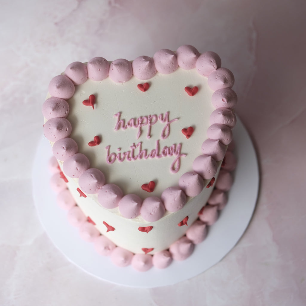 Simple Retro Heart Cake | Mini Hearts