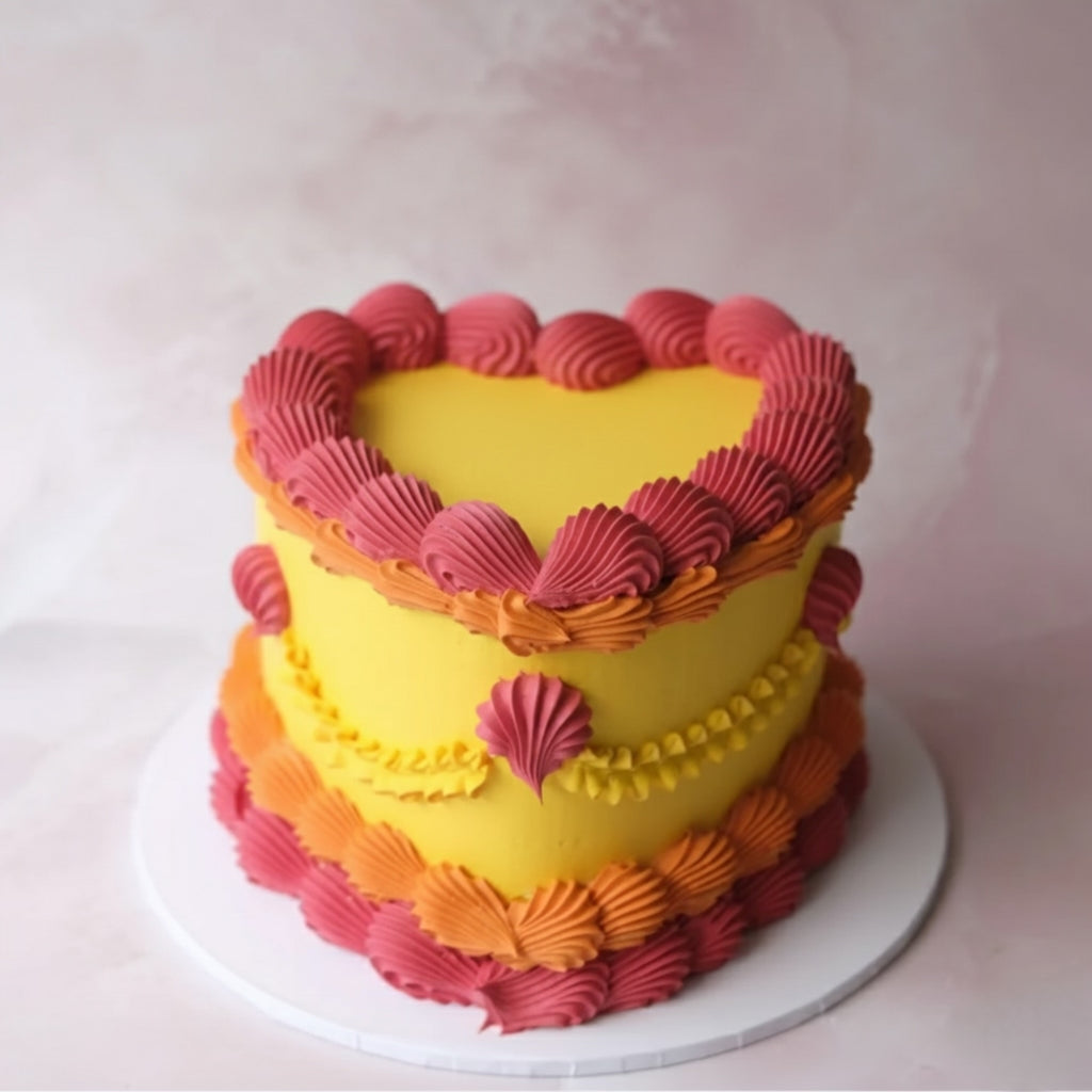 Vintage Heart Cake | Classic Polychrome