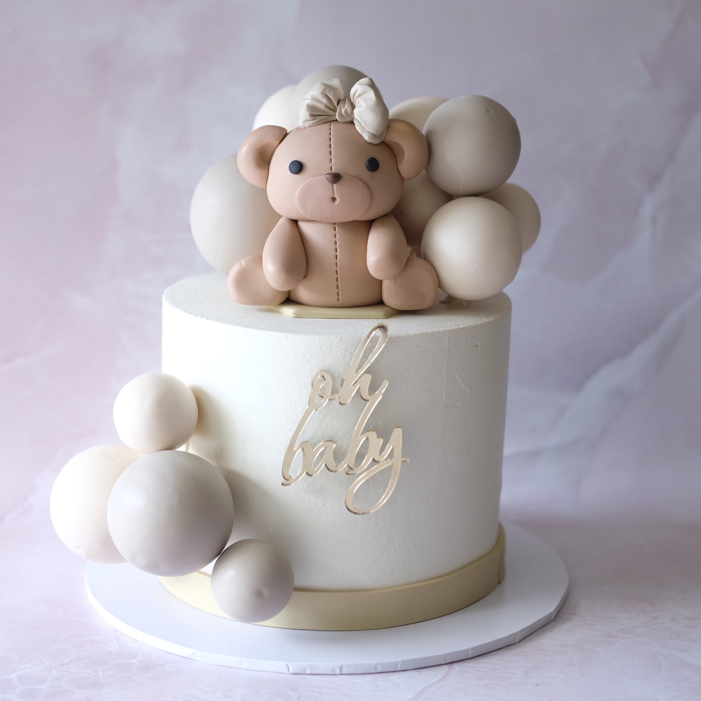 Cute Bear & Balloon Cake