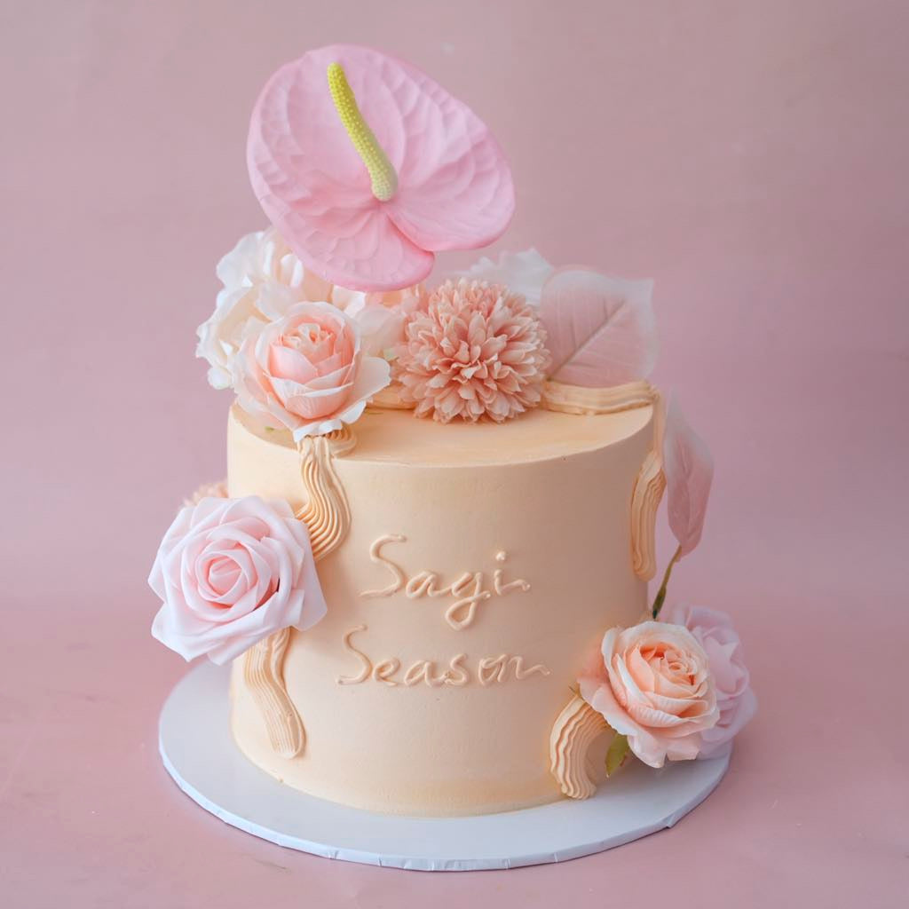 Blush Bloom | Squiggle Cake