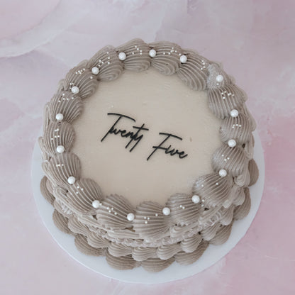 Monochrome Pearl White Sprinkle Round Vintage Cake