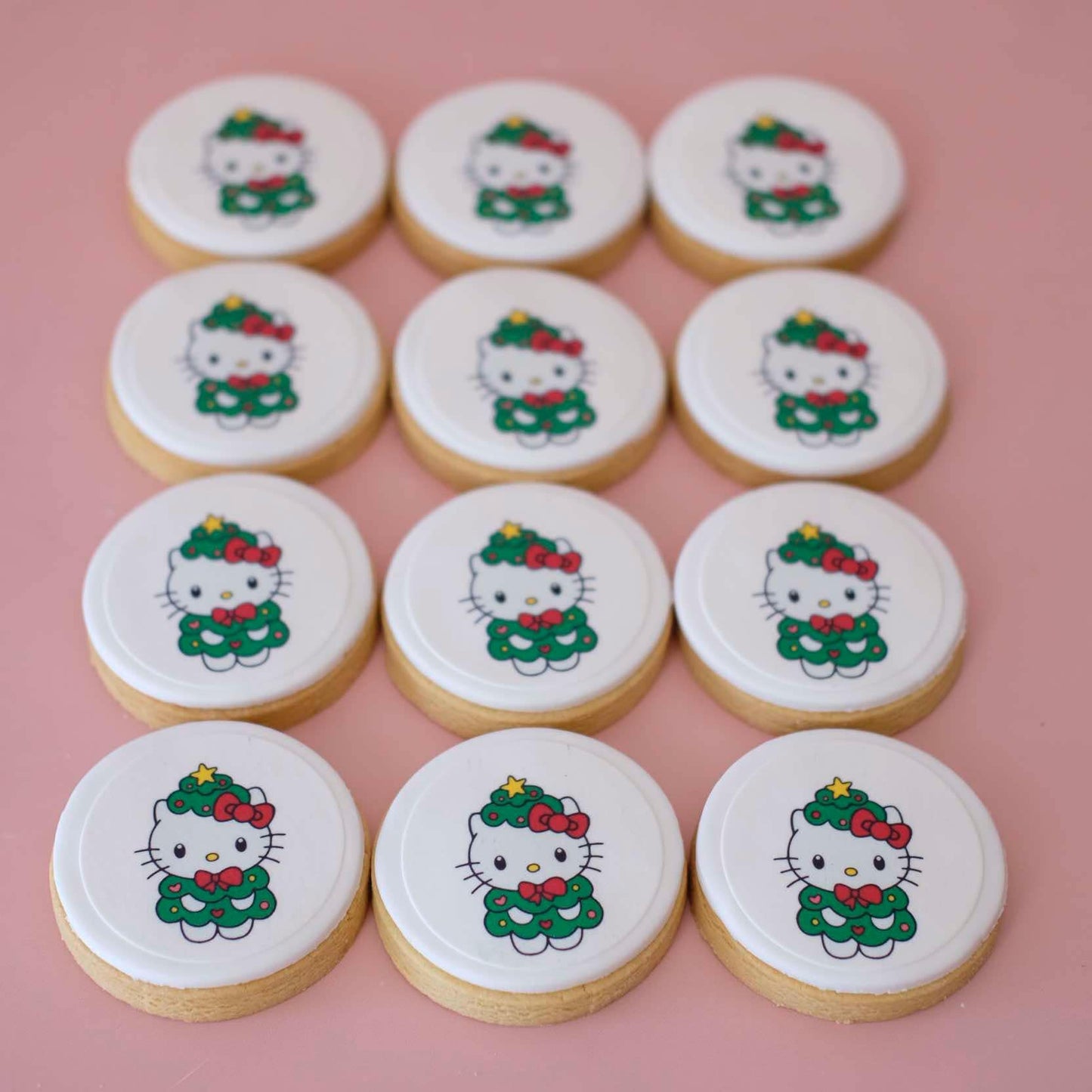 Hello Kitty - Sanrio | Christmas Fondant Sugar Cookies