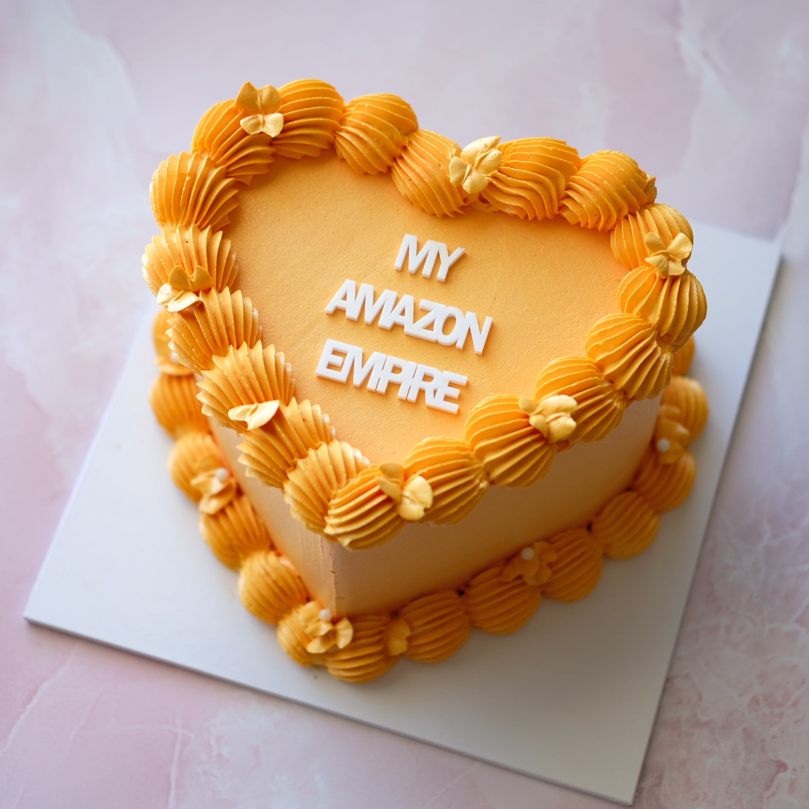 Vintage Heart Cake | Pretty & Simple / ACRYLIC TEXT