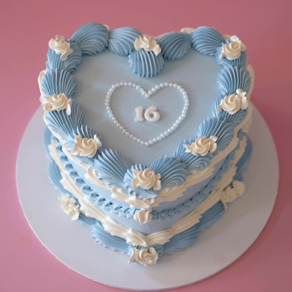 Pearl Heart Plaque & Rosette | Vintage Heart Cake