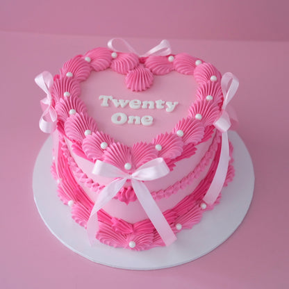 Vintage Heart Cake | Pearl White & Coquette