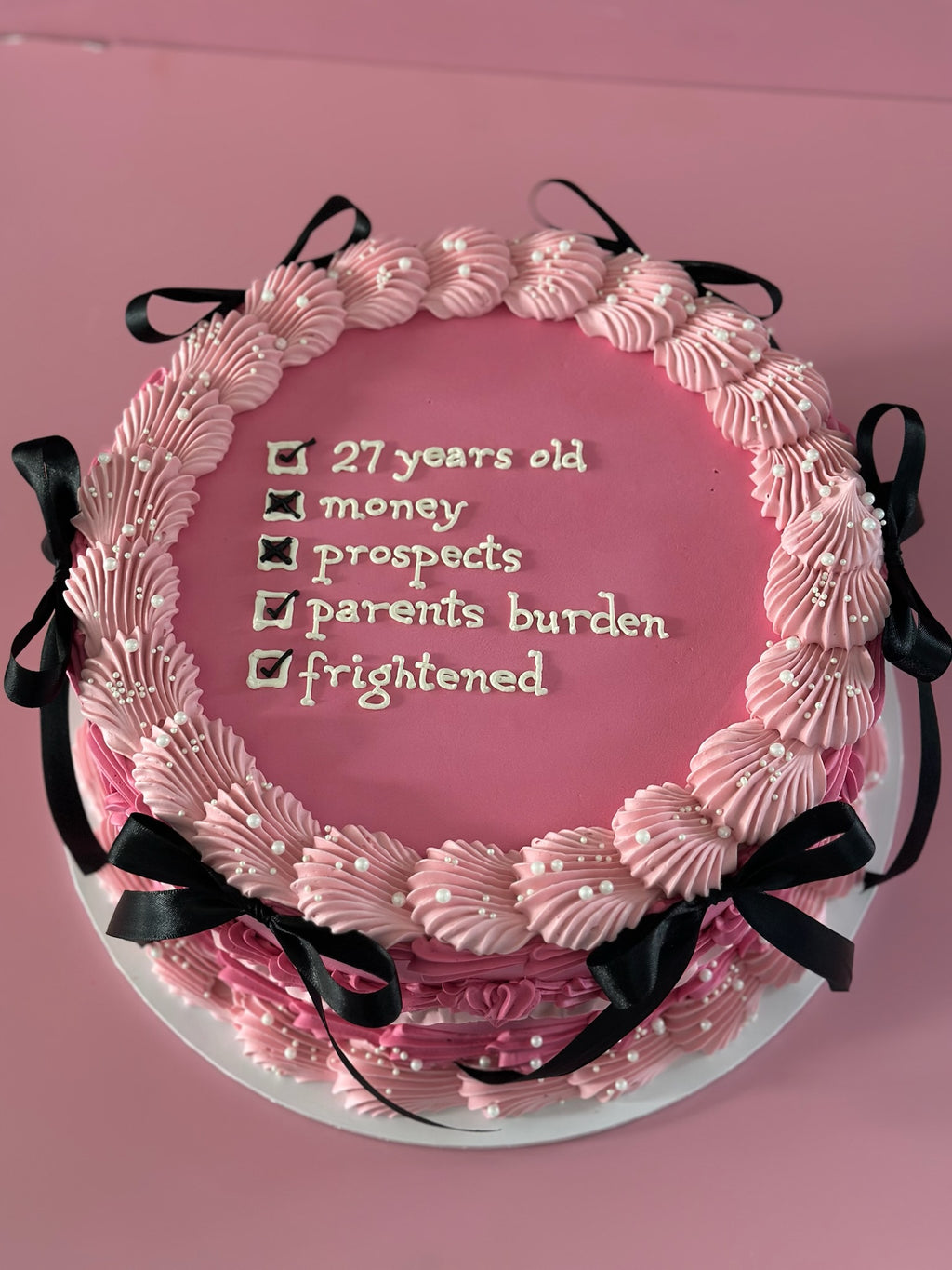 Vintage Round Cake | Pride and Prejudice