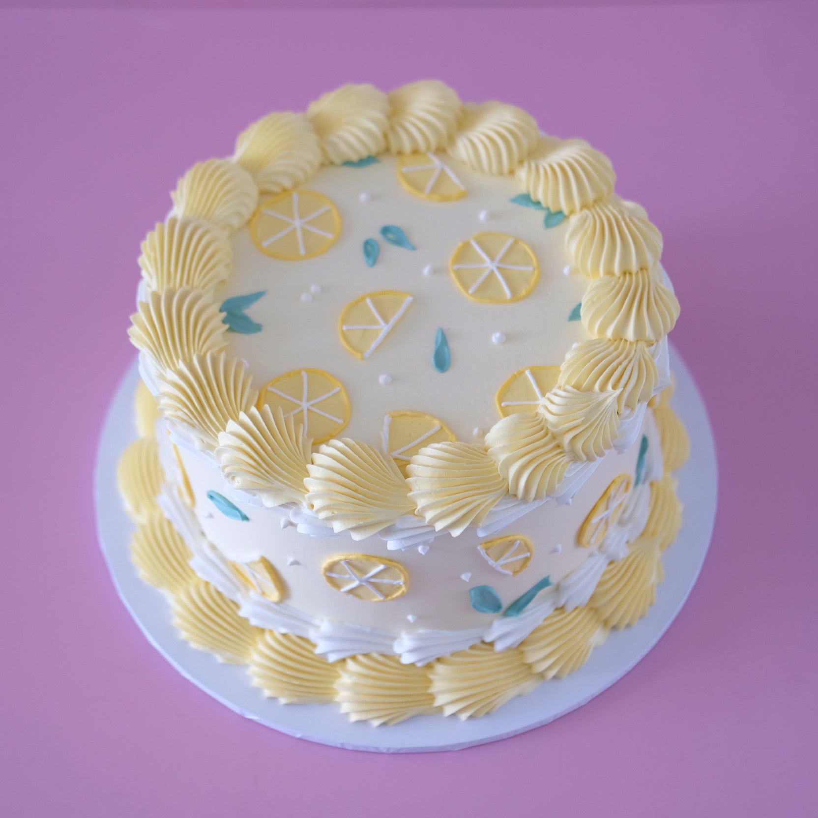 Lemon Squeezy | Vintage Round Doodle Cake