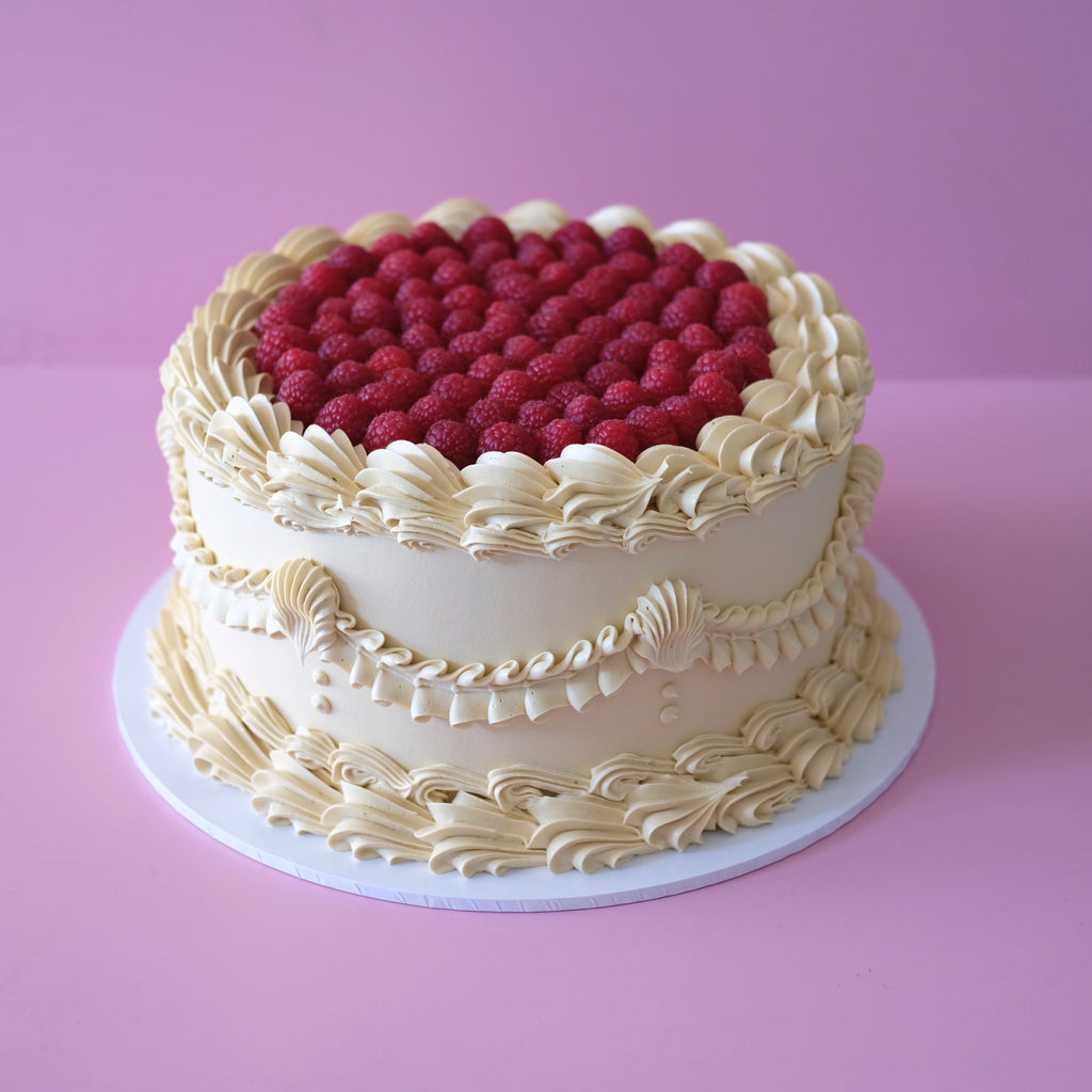 Vintage Round Cake | Fresh Raspberry - ELOISE
