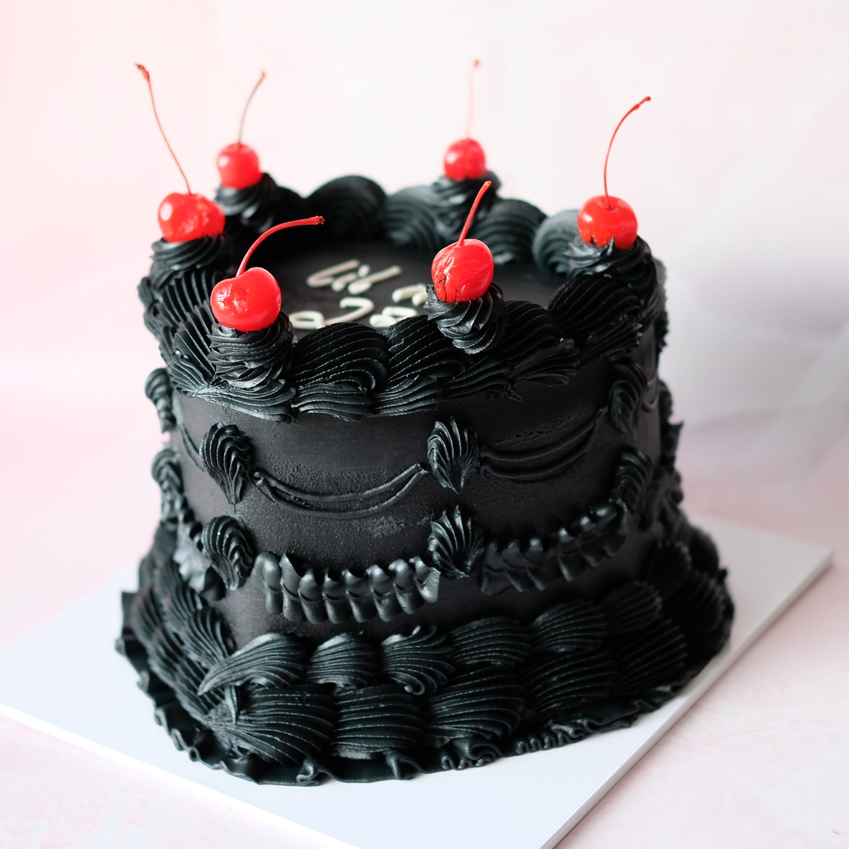 Black Vintage Lambeth Heart Cake | Cherries