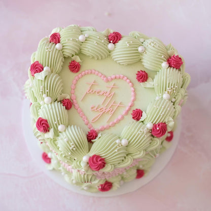 Heart & Rosette | Vintage Heart Cake