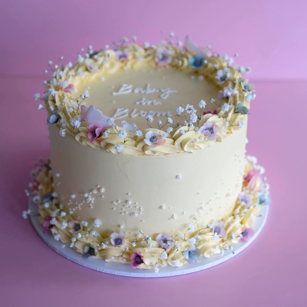 Enchanted Round Vintage Cake