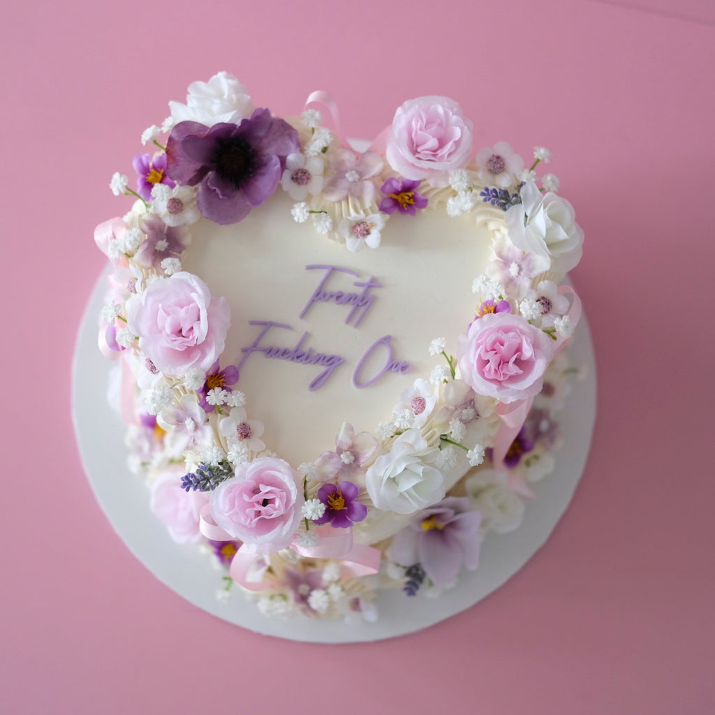 Full Bloom Enchanted Heart Coquette Vintage Cake | PUR-PINK