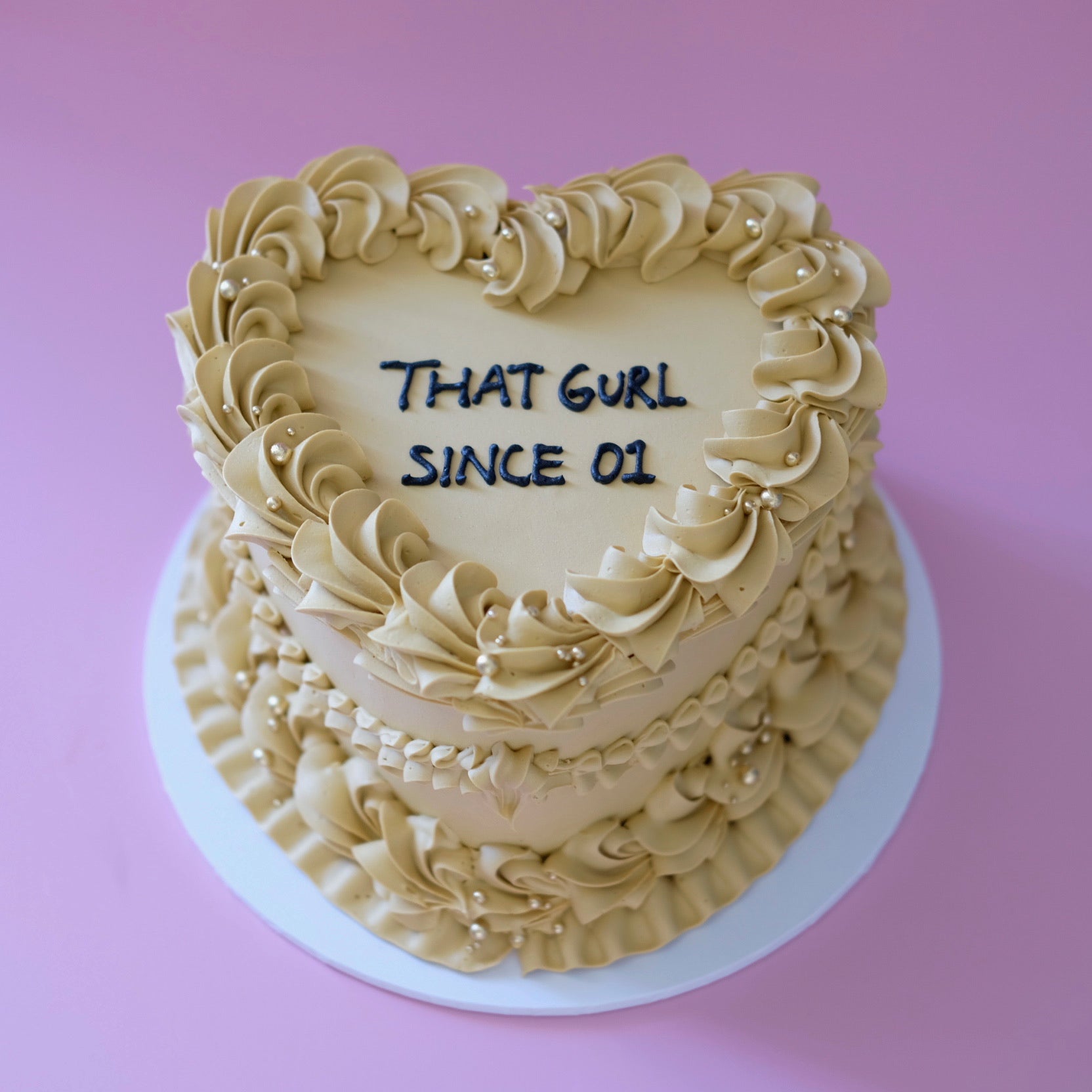 Vintage Heart Cake | Swirl Queen