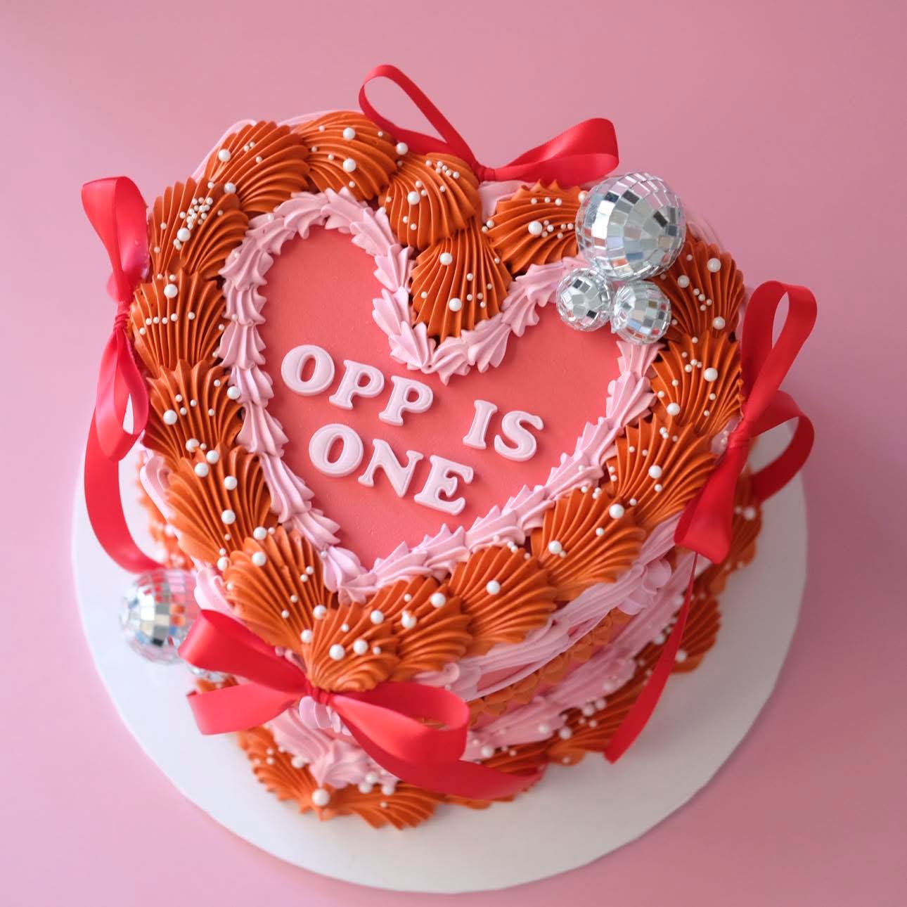 Vintage Heart Cake | Sprinkle-tastic Disco Coquette