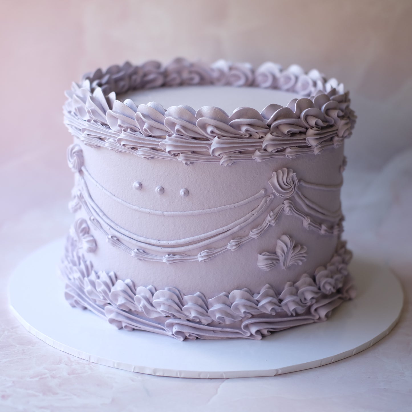 Dreamy Vintage Cake