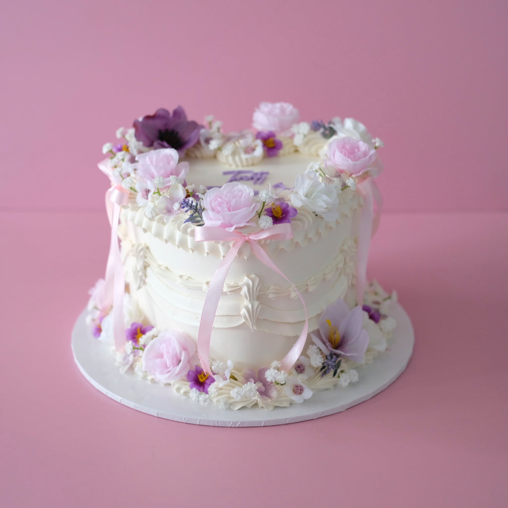 Full Bloom Enchanted Heart Coquette Vintage Cake | PUR-PINK