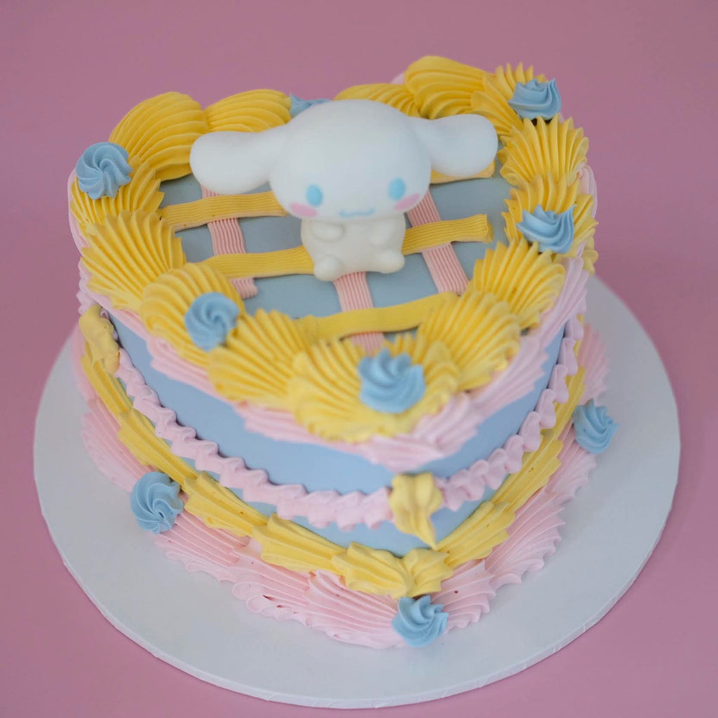 Vintage Heart Cake | Sanrio Theme