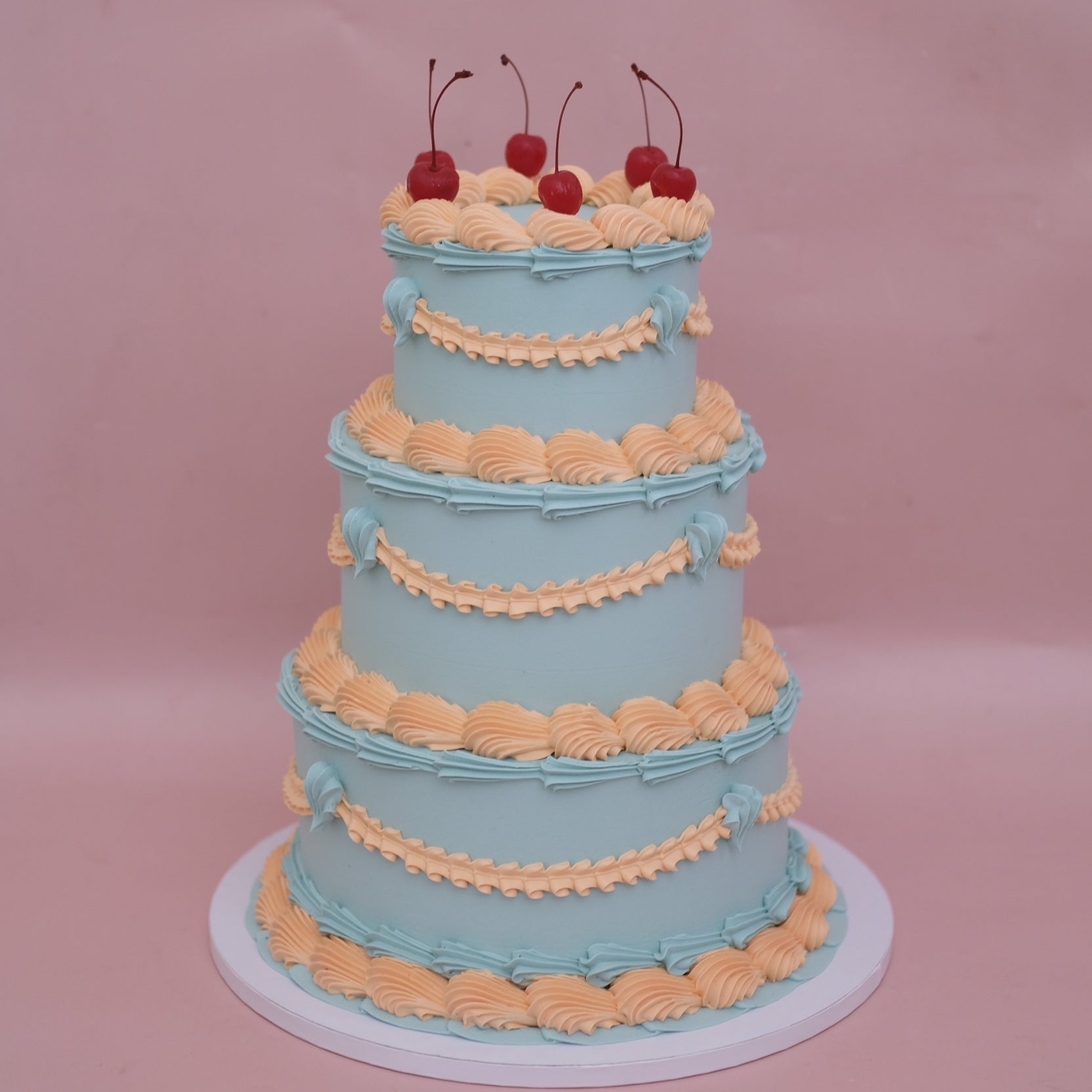Classic Cherry Round Vintage Cake | 3 Tiers / POLYCHROME
