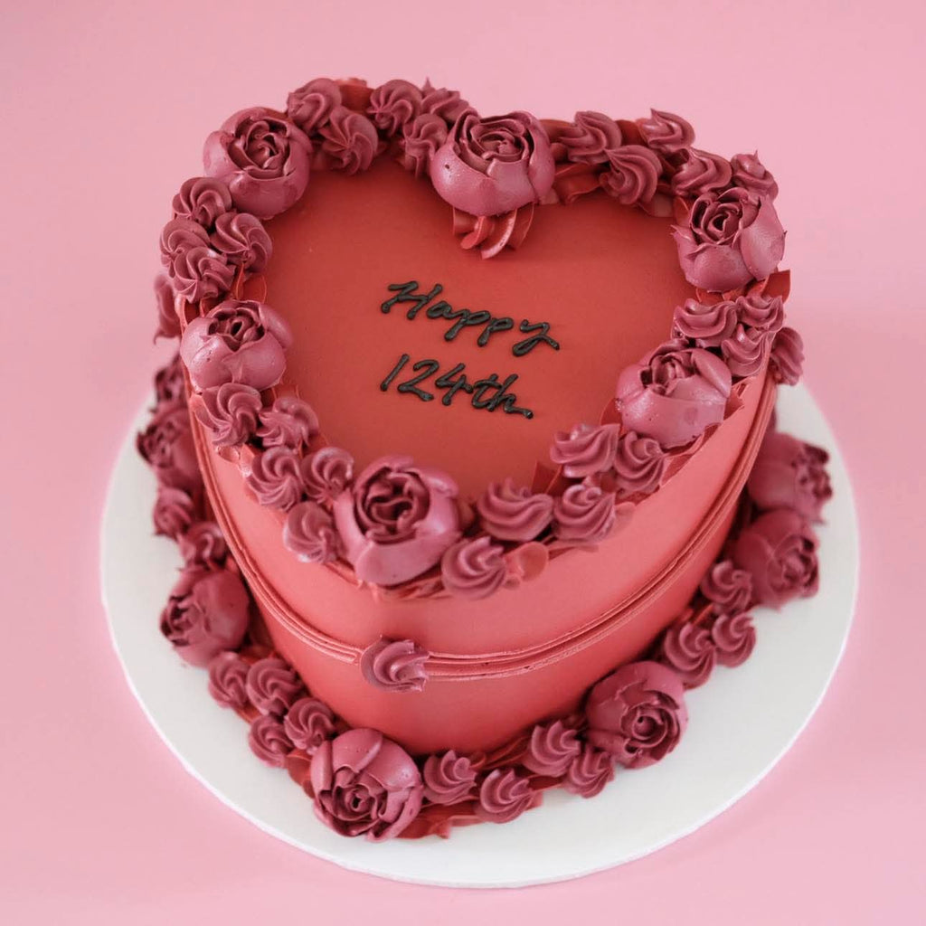 Gateau Aux Roses Buttercream Vintage Cake