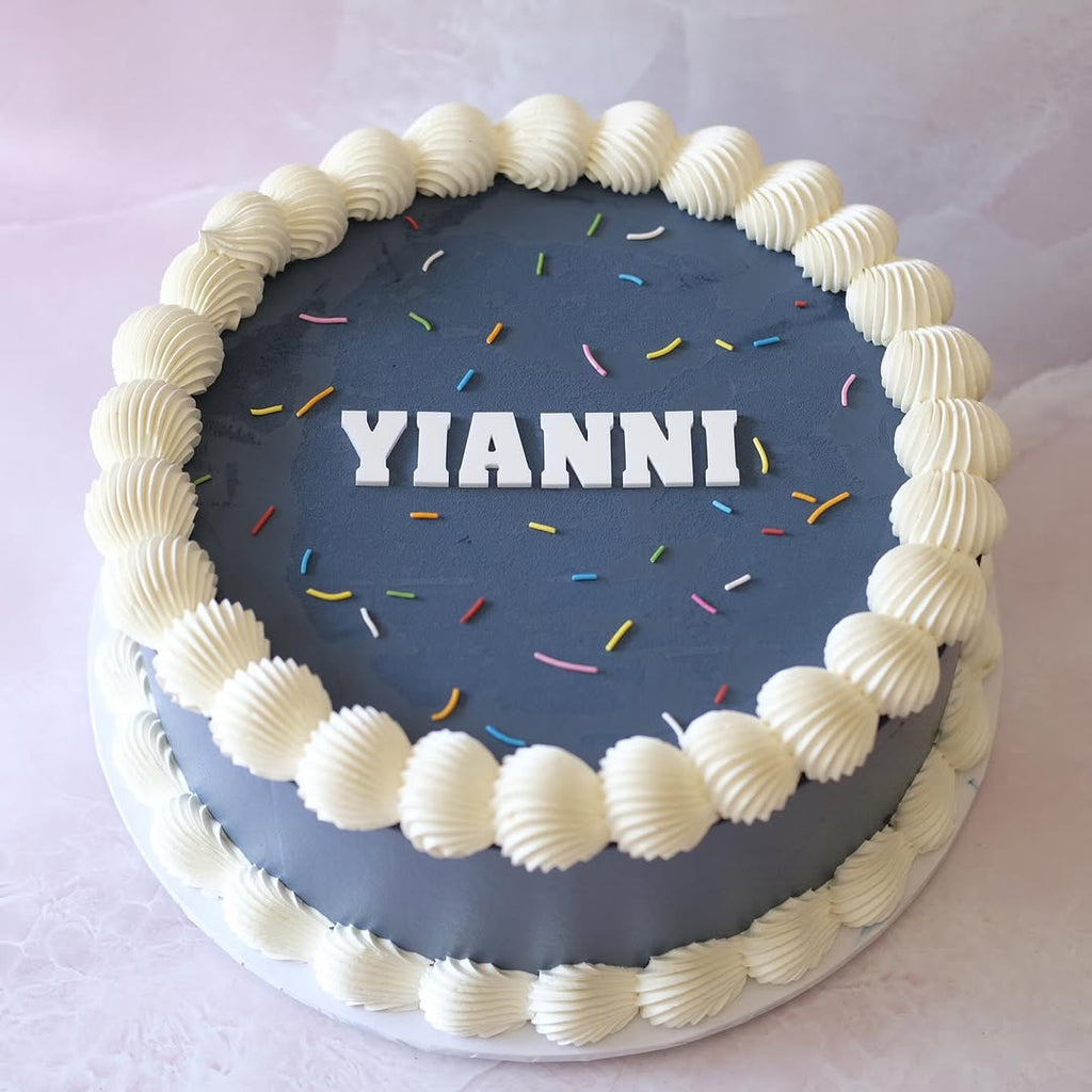 Vintage Round Retro Confetti Cake
