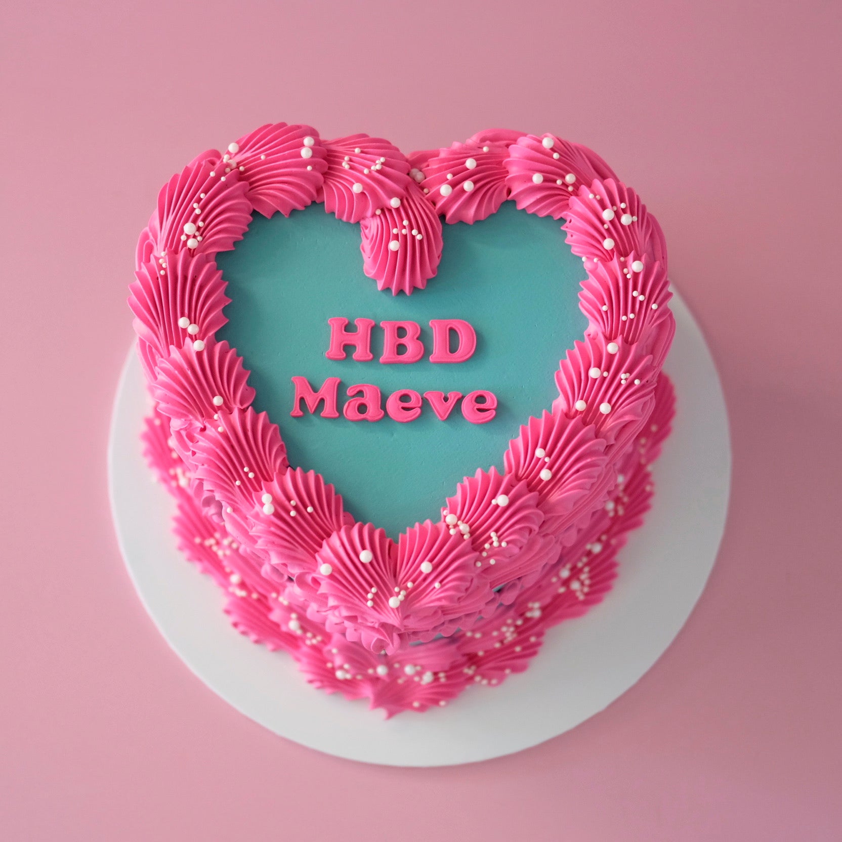 Vintage Heart Cake | Sprinkle-tastic!