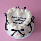 Basic Vintage Heart Cake | Coquette