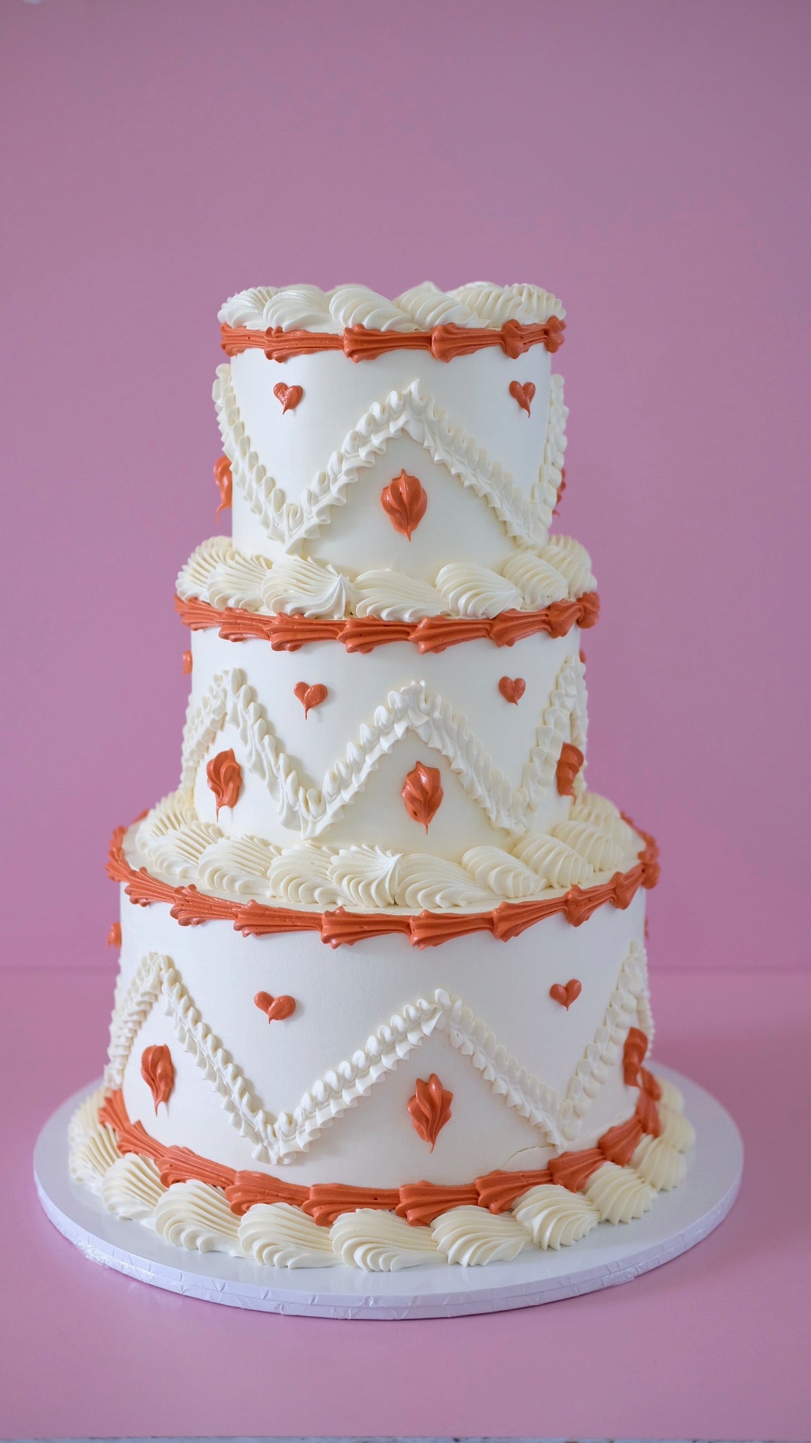 Bohemian Round Vintage Cake | 3 Tier