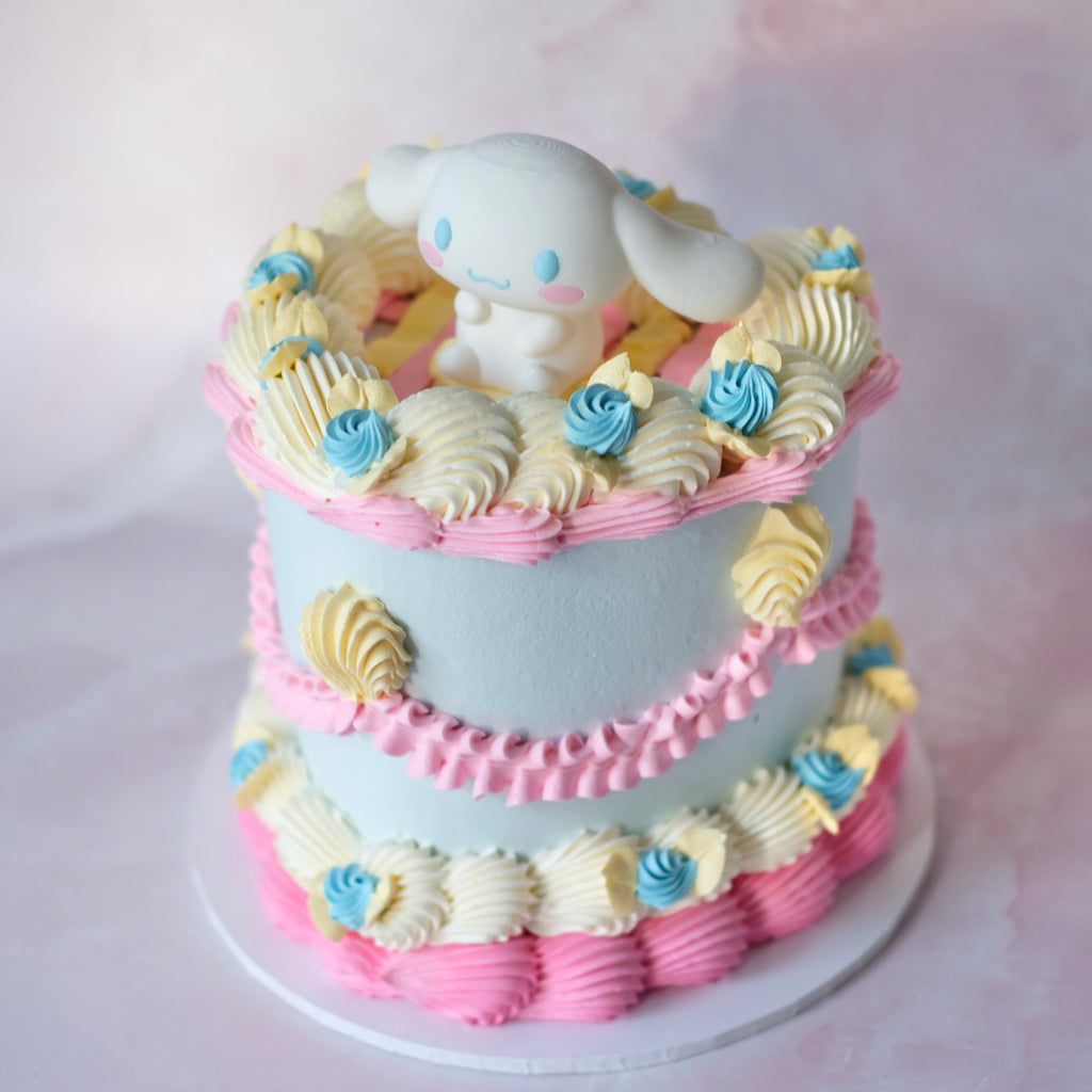 Vintage Heart Cake | Sanrio Theme