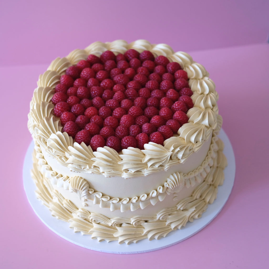 Vintage Round Cake | Fresh Raspberry - ELOISE