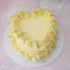 Enchanted Heart Vintage Cake | Baby Breaths