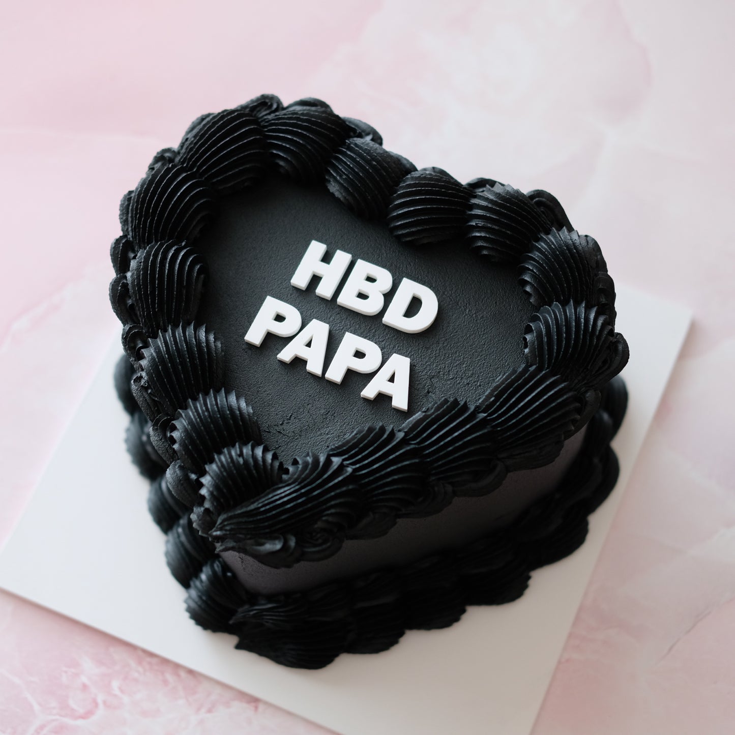 Vintage Heart Cake | Monochrome / Bold Text