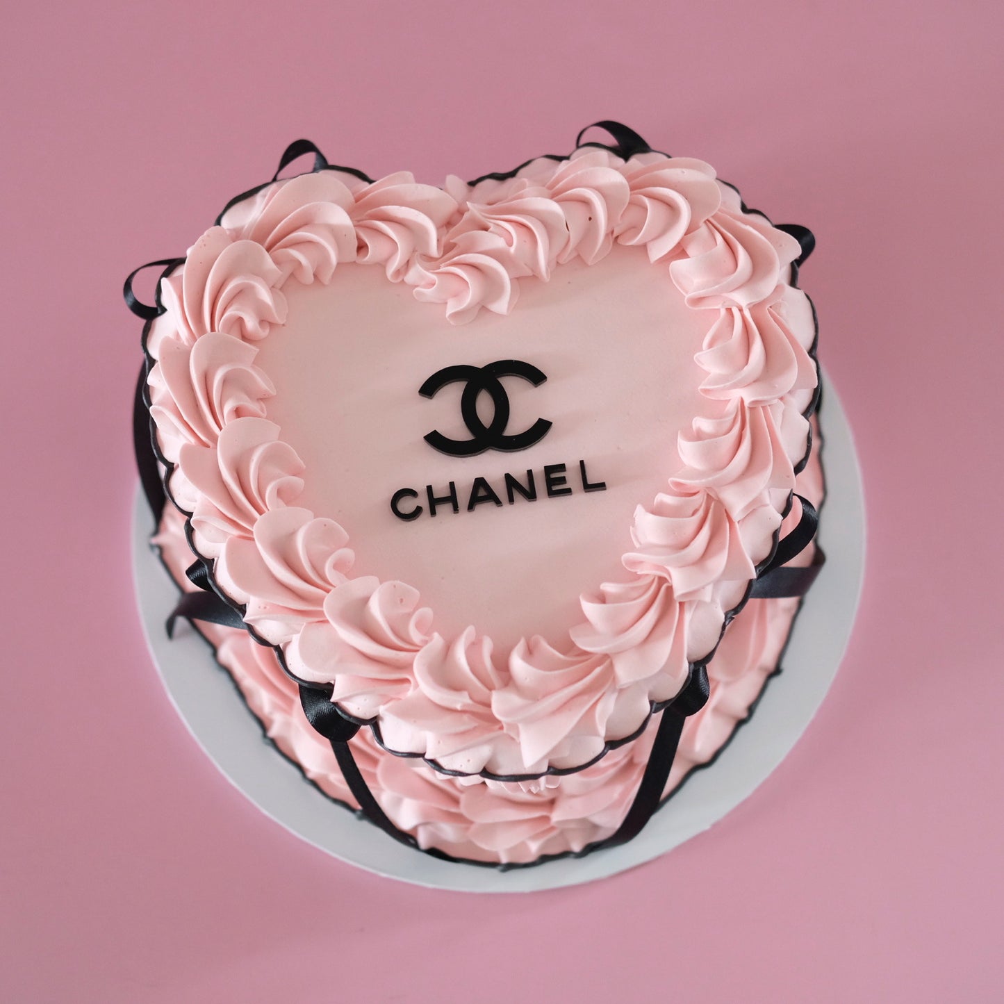 Vintage Heart Cake | Luxury Brand Logo