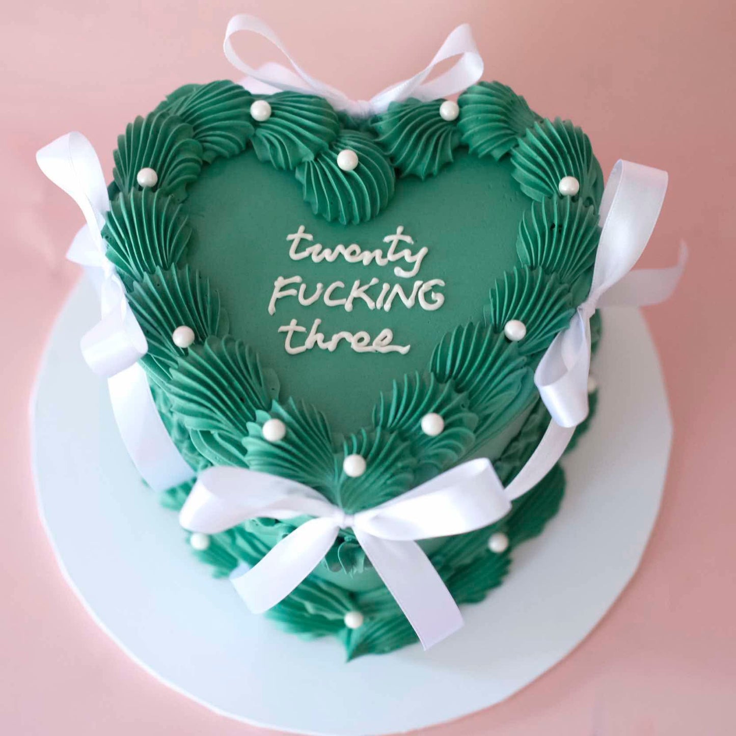 Vintage Heart Cake | Pearl White & Coquette