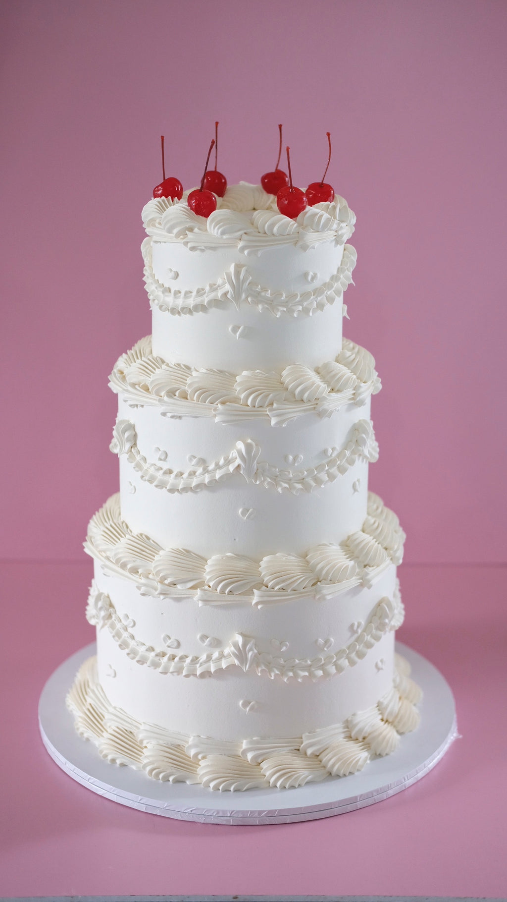 Classic Mini Hearts Cherry Round Vintage Cake | 3 Tiers / MONOCHROME