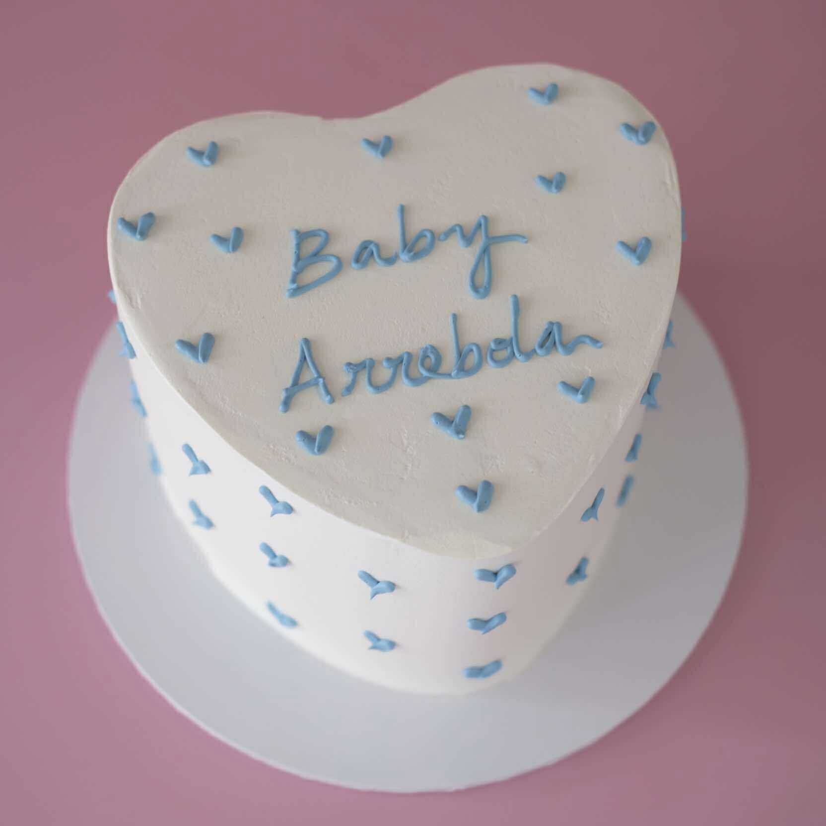 Mini Hearts on Heart | Doodle Cake