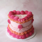 Vintage Heart Cake | Classic Polychrome