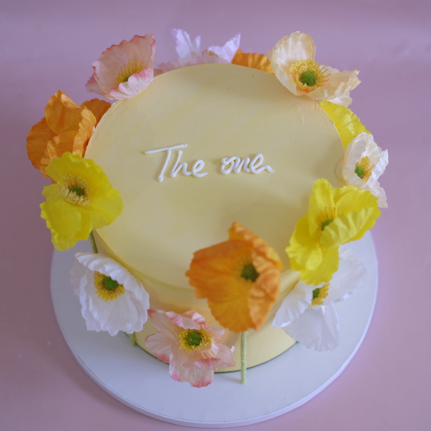 Floral Poppy's Round Cake