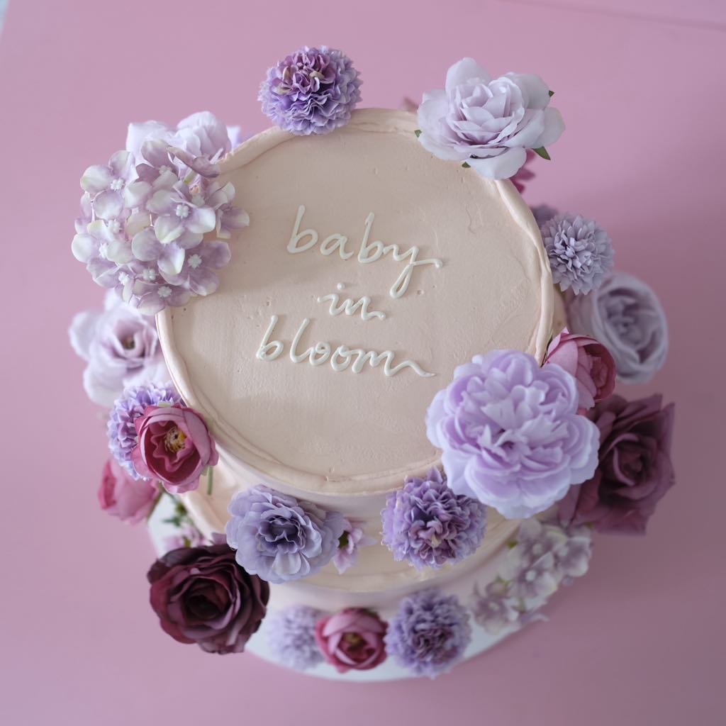 Wildflower Bloom | 2 Tier Round Cake
