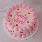 Vintage Round Cake | Mini Hearts