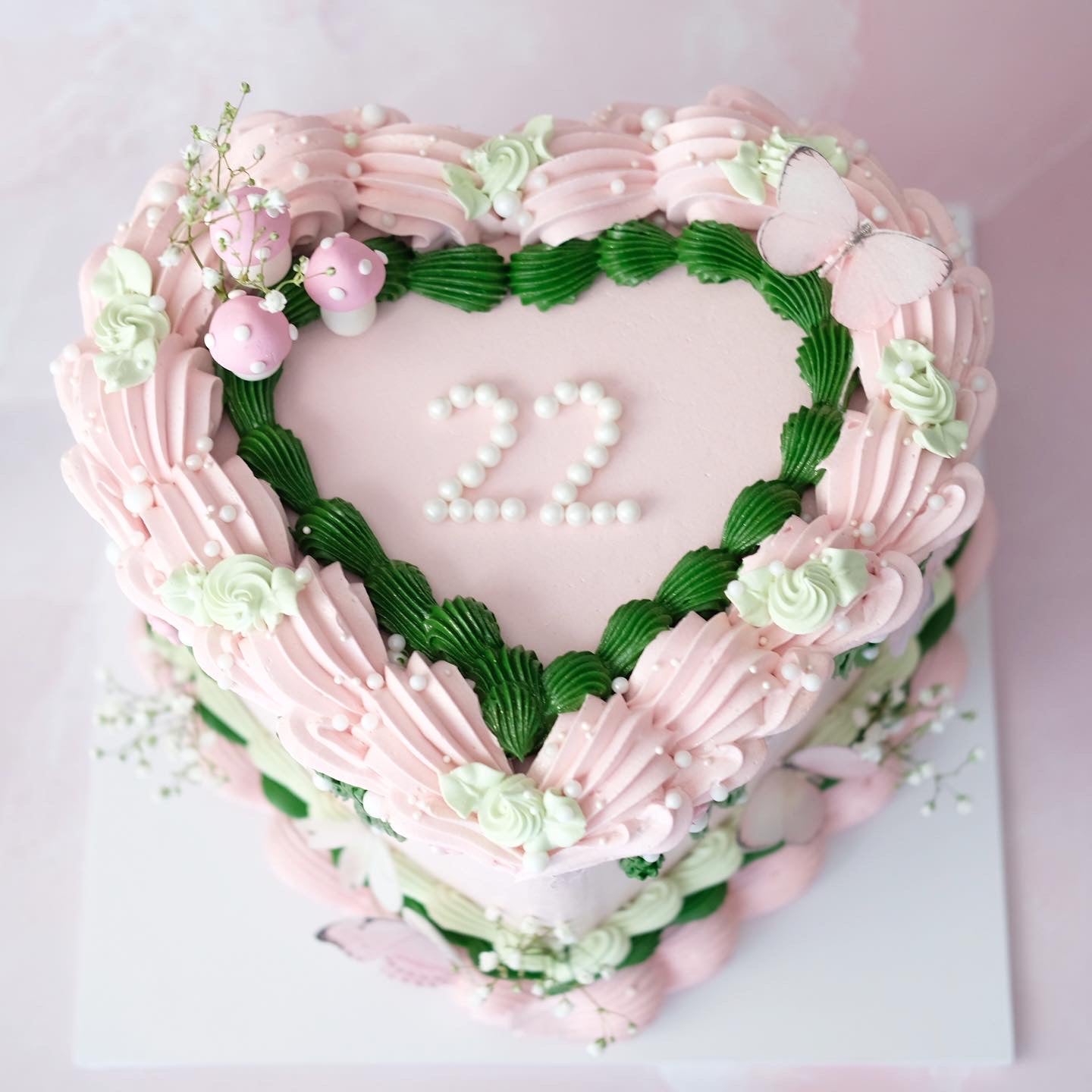 Vintage Heart Cake | Fairy Theme