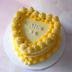 Vintage Heart Cake | Sprinkle-tastic!