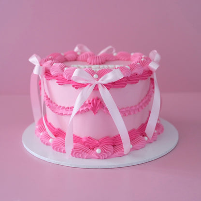 Vintage Heart Cake | Pearl White & Coquette