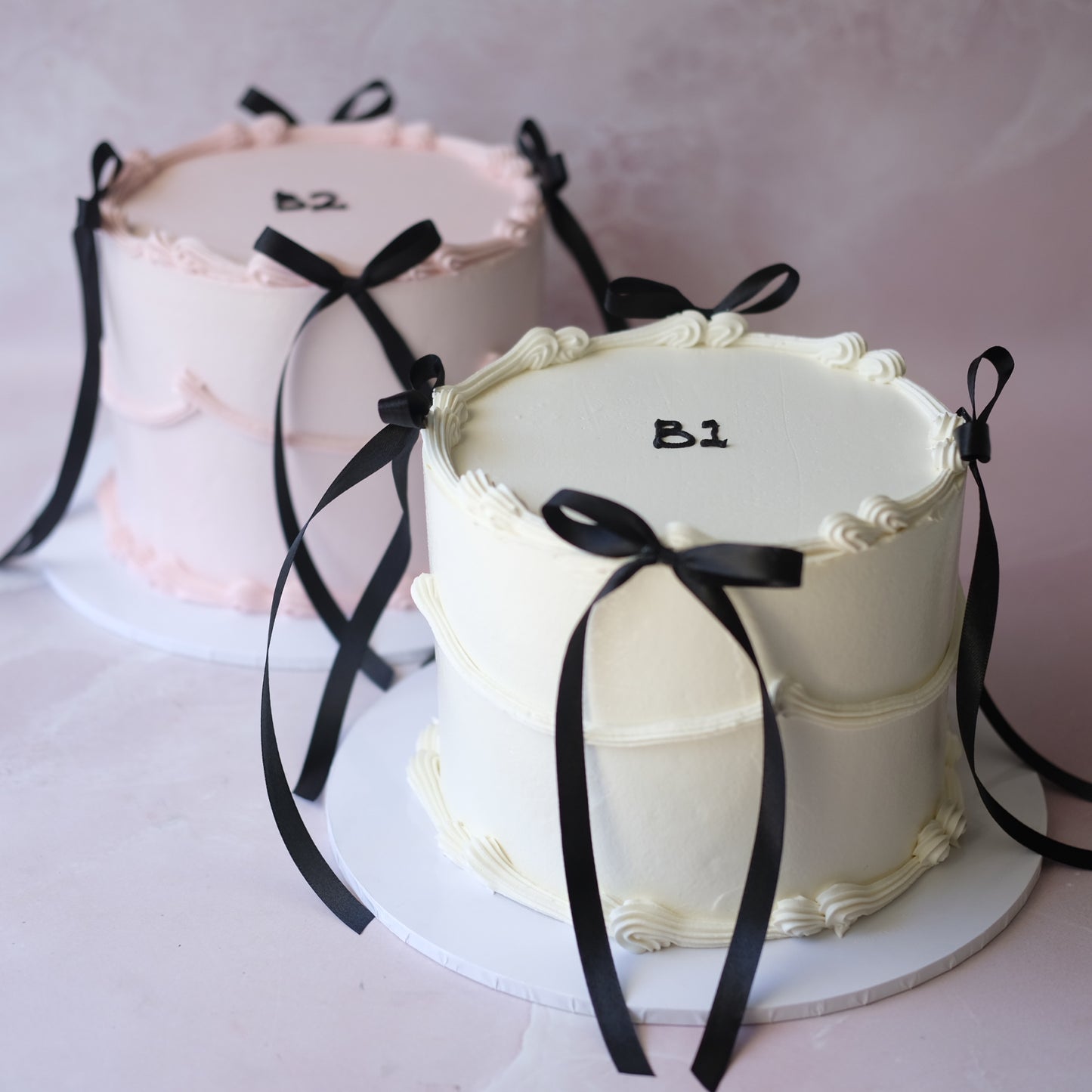 Coquette Bow Round Vintage Cake