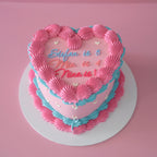 Vintage Heart Cake | Mini Hearts